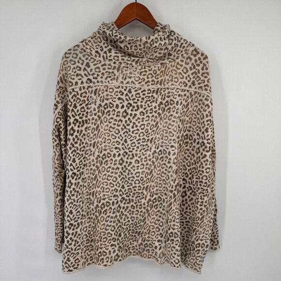 We The Free Womens Leopard Print top jacket Cardigan size Medium knit Cotton - Picture 16 of 16